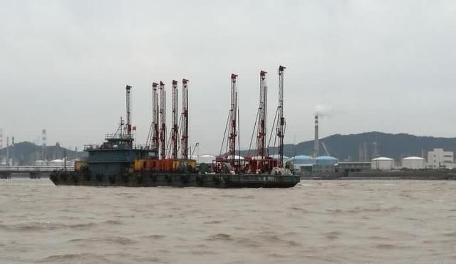 又一条海底隧道启动钻探，超越港珠澳大桥和深中通道！