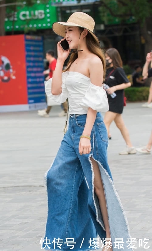 牛仔搭配白色上衣