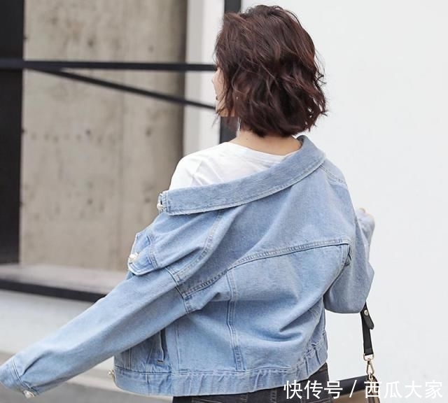 【优雅和】给丈母娘一口气买了几件牛仔外套,时髦精都这样穿