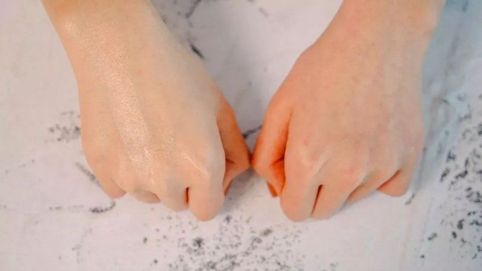 澳洲总理推荐!涂抹式水光针,超强吸收力,天然成分,不打针也能