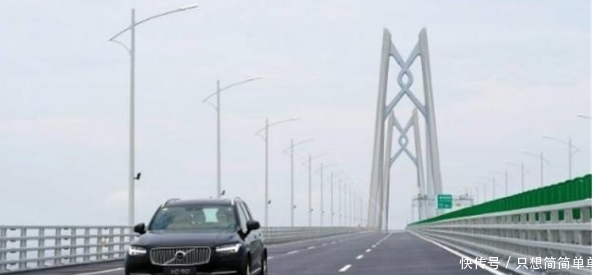  上桥■花1200亿造的港珠澳大桥为什么见不到车？司机：想上桥都
