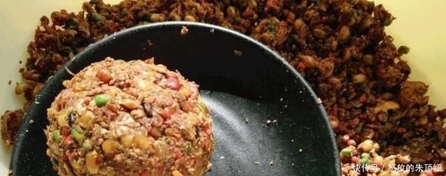 『混合』把这两样东西混合一起,不是为了做饭,用它钓鱼才会有“惊喜”!