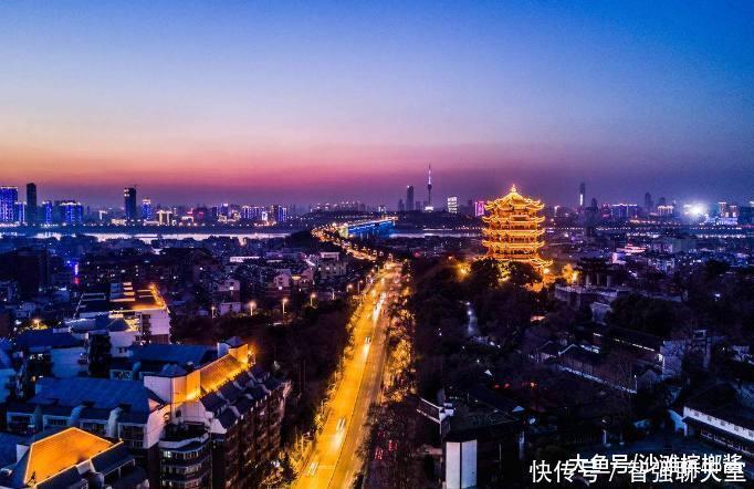 南方这个被强制崛起的小镇, 一举成为省会, 现还被列为中心城市!