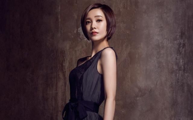 郭采洁气愤回应风波谣言，发文称“脸上只有你们的霸凌”，心疼！