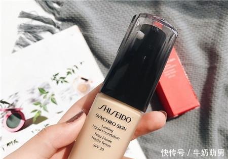 干皮小仙女入秋怎能少了这些保湿滋润型底妆的加持呢!