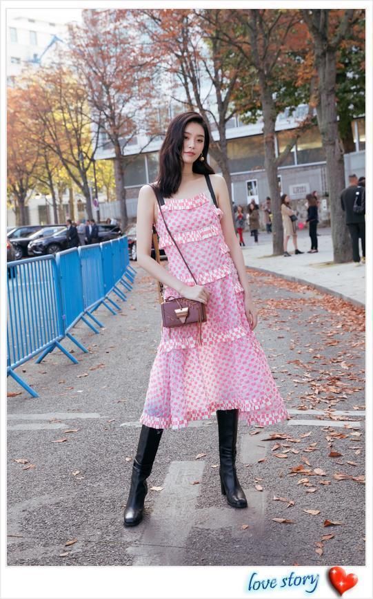 奚梦瑶太狠了!浑身上下只穿一件“软猬甲”,网友:不怕扎得慌吗