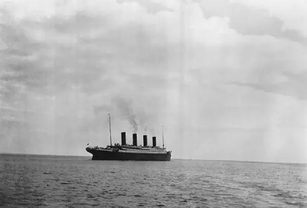 12张你没见过的老照片:见证历史的力量