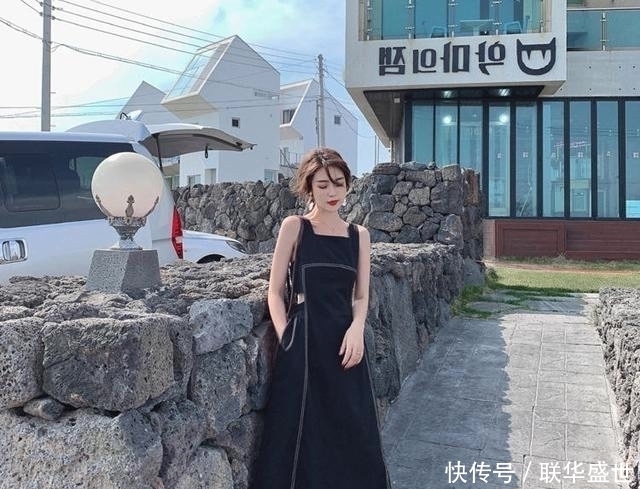 「女人」建议70后女人,别穿的像大妈,学学下图这样穿,不化妆都漂亮