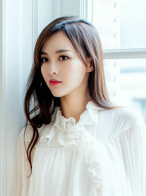 唐嫣仅换了一款眉,年轻了不止十岁,选对眉形很关键!