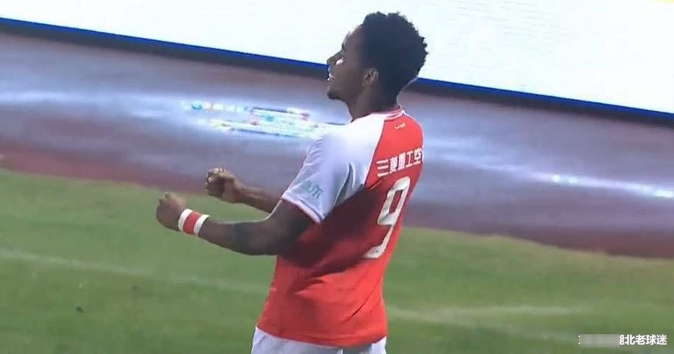 中甲联赛第11轮积分榜加射手榜,武汉扩大优势