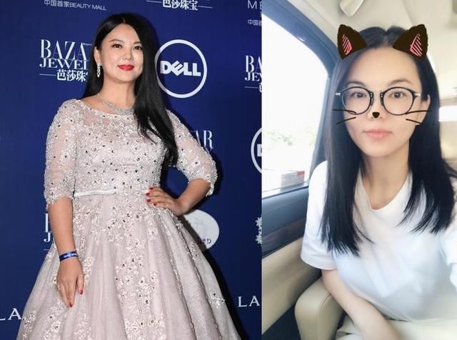 李湘又瘦了？斜肩红衣配纱裙，坐沙发上泄露秘密，网友：沙发太软