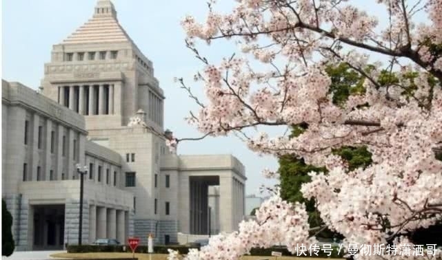 #历史#东北历史(57):伪满国务院,如今在哪?长春最大的一所校园内