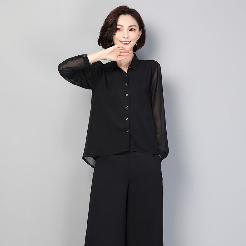 别再穿土的要命的打底衫!试试新出的“秋季套装”，洋气巨遮肉