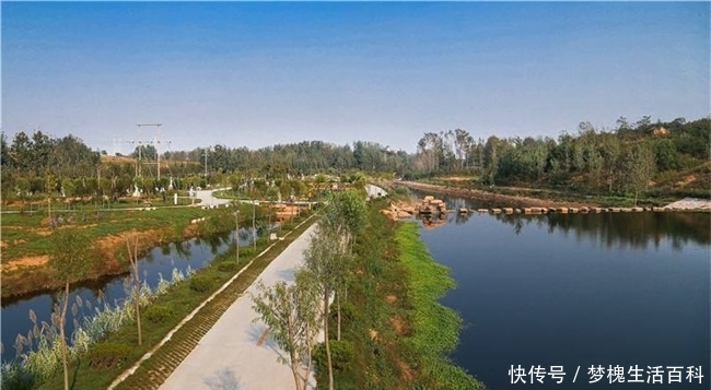 农民屋旁种菜，村干部拔掉种草，说是打造美丽乡村，怎样才算美？