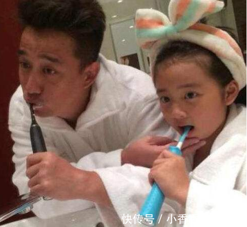 黄磊生气了，三个问题质疑“假疫苗”，担心两个女儿也中招！