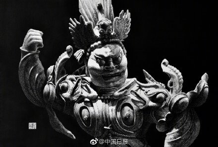 因圆珠笔画走红的山西小伙，又创作出唯美钢笔画！