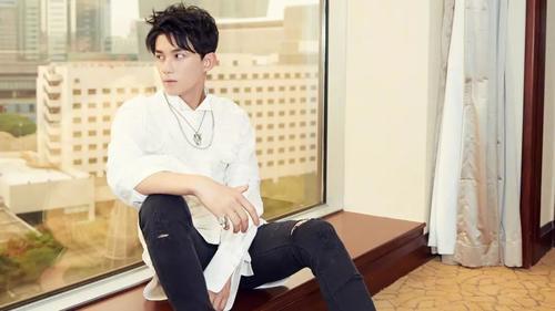 吴磊被人陷害？中国好声音恶意炒作？TFBOYS五周年演唱会被举报？