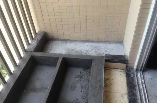  『参观』老公花200在阳台砌了个鱼池，省钱又漂亮，邻居踏破门槛来参观