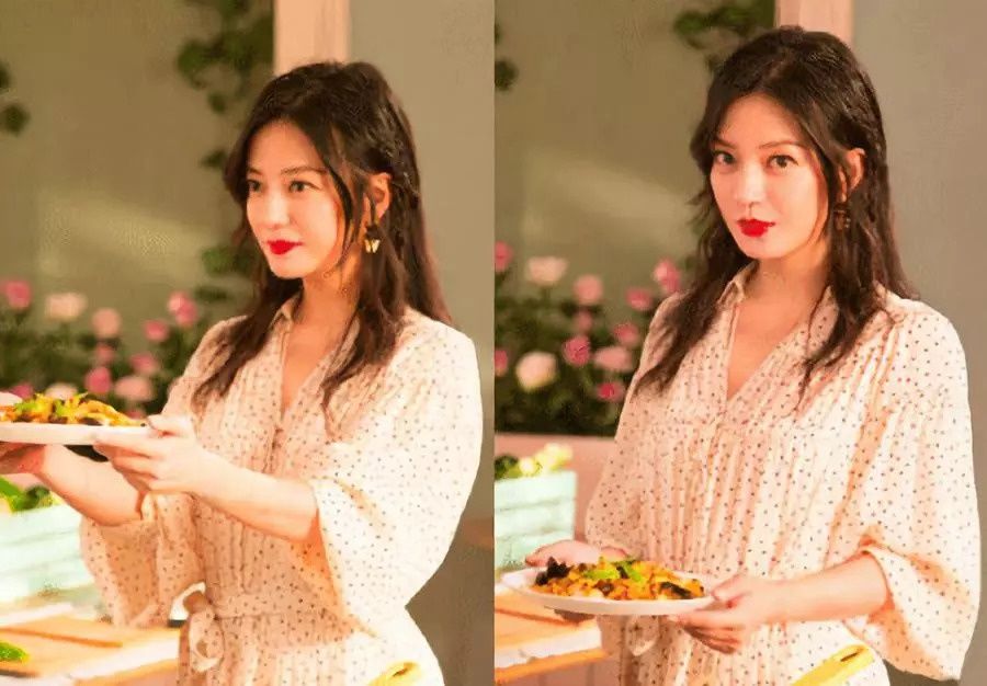 明星的卷发处处是小心机，快来Get这些加分技巧!