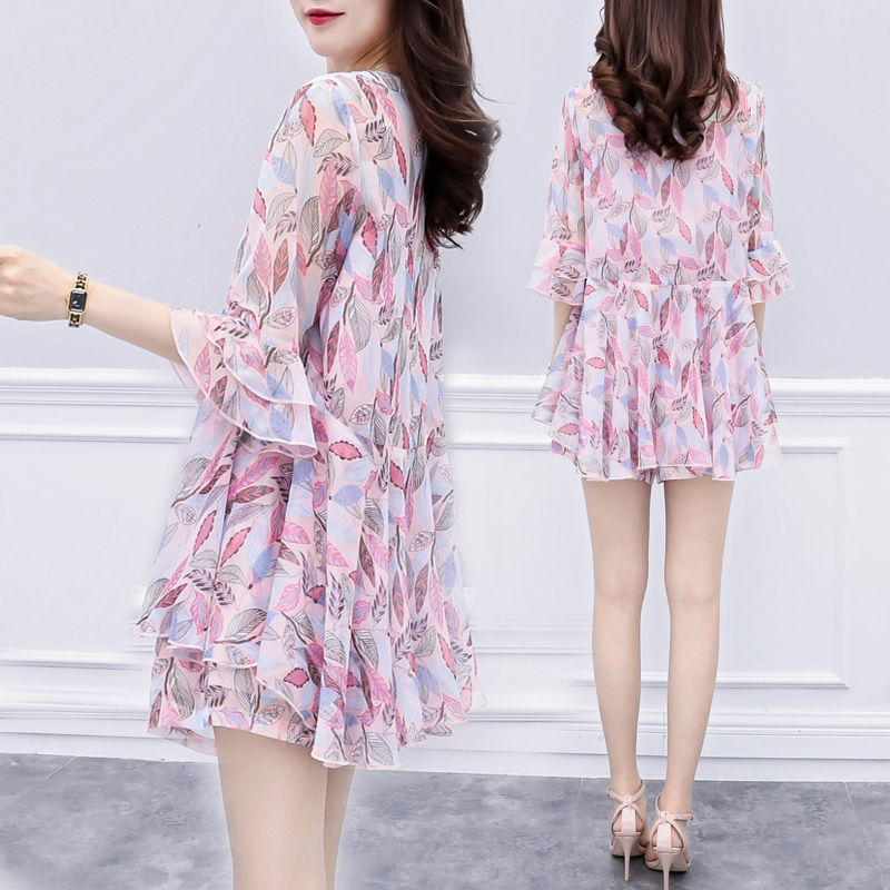 小个子女生，三伏天少穿裙子，刚刚上新的阔腿短裤套装，美爆了