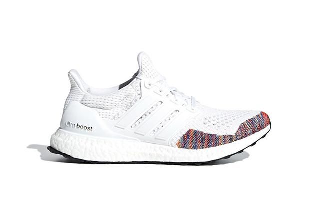 Ultra Boost 1.0 今年复刻回归！你能猜到有哪几双配色吗？