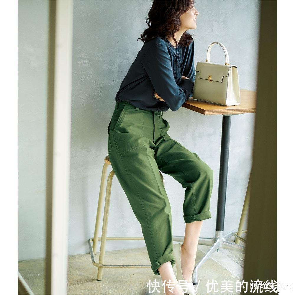 『过时』工装裤配马丁靴过时了!今年春夏流行的“精致穿法”,贼气质!