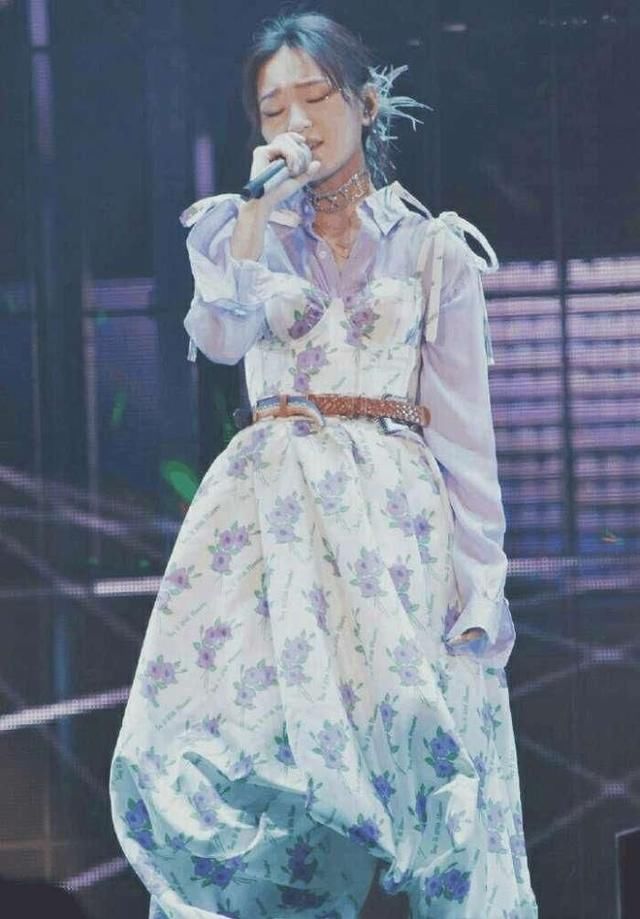 周笔畅主动承认整容，当年那个假小子变漂亮了