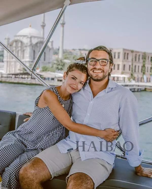 好看| 裙子和T恤才是女生开心的根本!就想天天这样穿去度假!