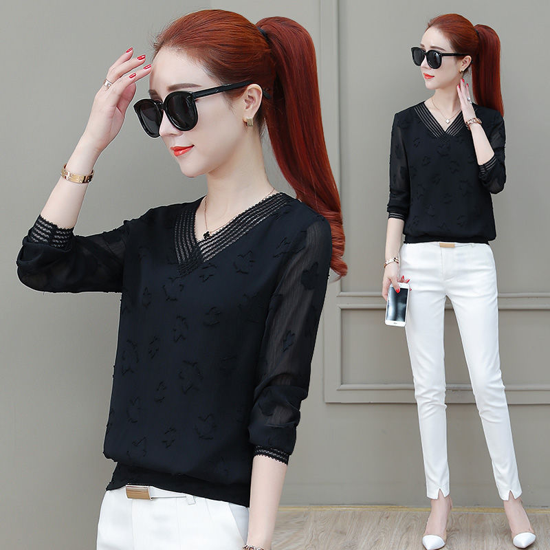 头次见这么时髦的小衫，妈妈买6件穿，不得不夸，美的哪像60后