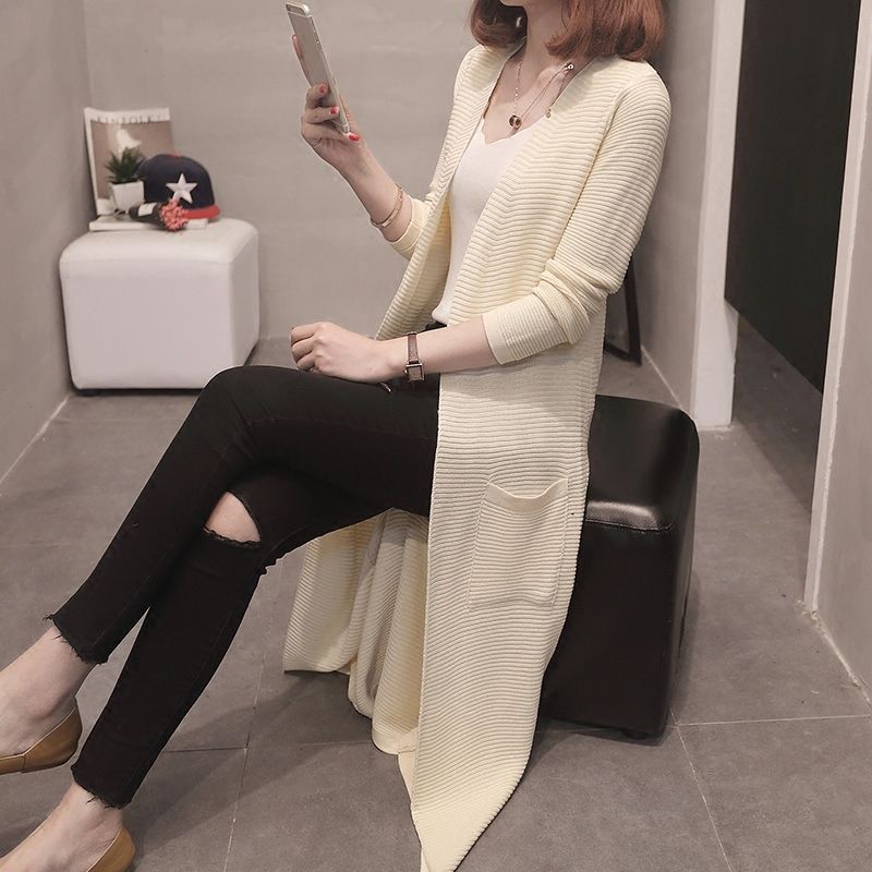 32的老婆，今秋风衣都不穿了，一口买了5件开衫，的确洋气多了