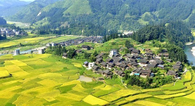 人口数量受什么制约？中国人口多少合适？为什么？