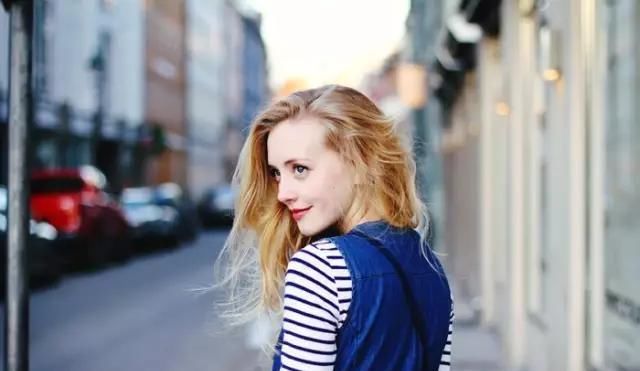  『博主』今夏跟着时尚博主三木学穿搭,简单优雅!