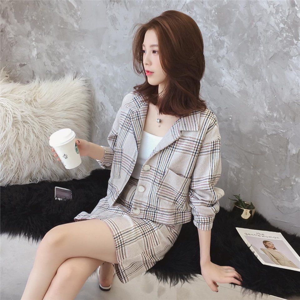 腰粗屁股大的女人，少穿毛衣!试试这些中长秋衫，轻松遮肉超显瘦