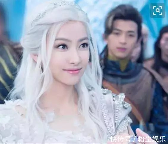 古装剧白色华服PK，一个比一个仙，网友直呼最后一个惊艳！