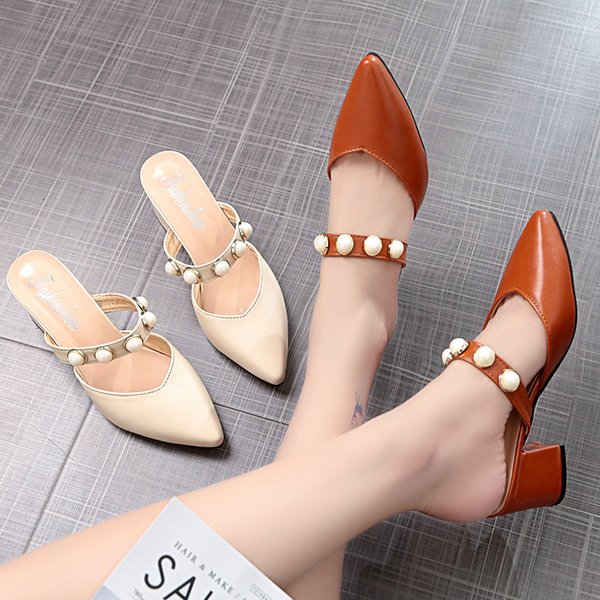 每个女神都有一双这样的尖头高跟鞋，显高挑，优雅气质轻松穿出来