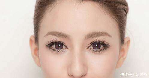 不花钱也可以祛眼袋用家里的它敷面膜，半个月眼袋皱纹全不见