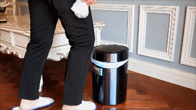 为了玩垃圾桶，孩子每天抢着扔垃圾，优百纳智能感应垃圾桶深入体验