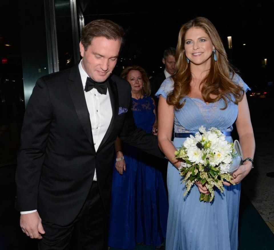 这条裙子，让伊万卡特朗普和整个欧洲王室都为之着迷