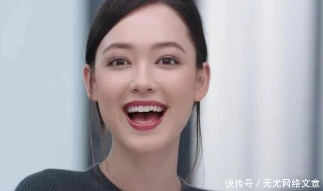  『化妆』香奈儿首席化妆师，居然不化妆直接上场，看完素颜无话可说！