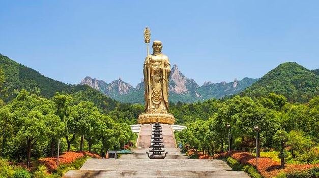 九华山唯一“女肉身佛像”圆寂后肉身和常人无异，专家至今不解