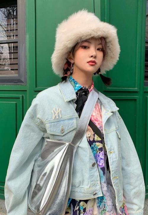 与众不同:穿搭可以让女孩多与众不同?美出不可取代的时尚