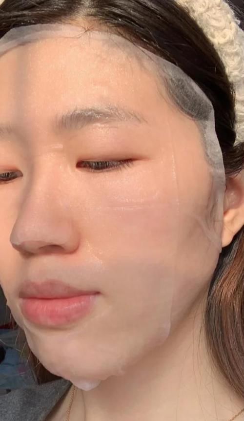  #女生#敷面膜要避开这3点，特别是第2点很伤皮肤，偏偏很多女生都这么做