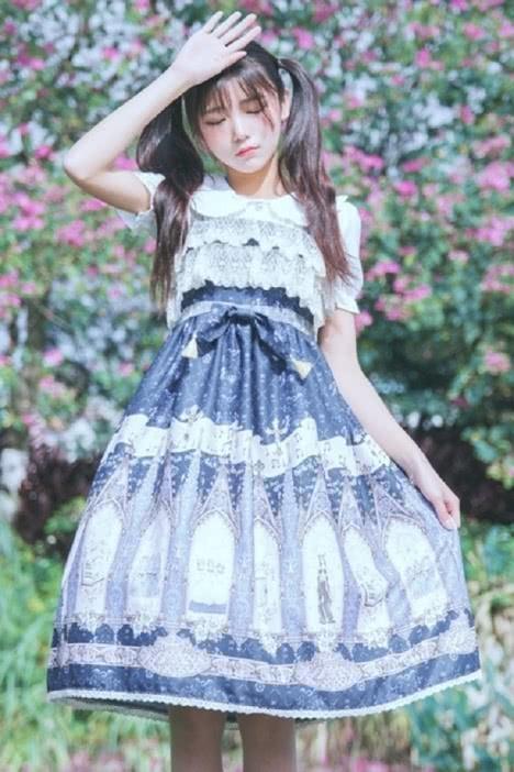 四件洛丽塔公主裙,哪一件穿着最有气质?测试你的品位属于哪个级别