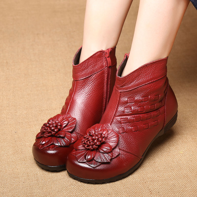 越来越多女人传统女靴,流行欧美“洋气靴”,中秋穿回娘家忒美嫩