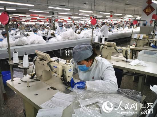  急供@青岛新款口罩获名“市民口罩” 日产5万急供市场