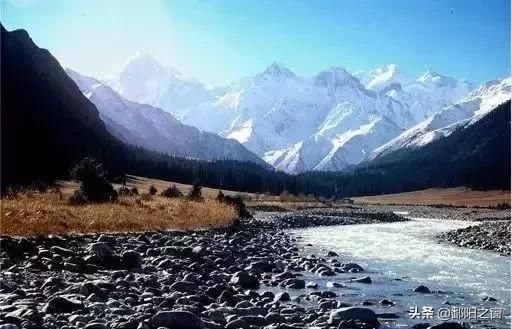 新疆有条穿越天山的夏塔魔鬼古道，风景如画，去过的人少之又少！