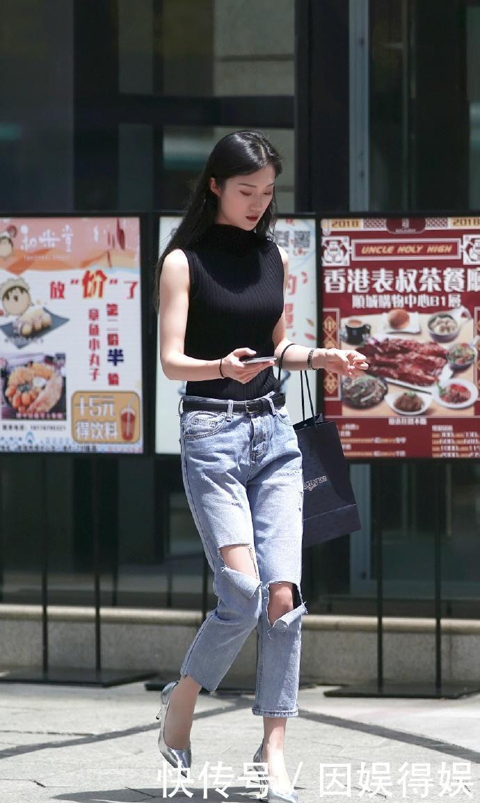 破洞|街拍紧身衣搭配破洞裤,并不是谁穿上都行的