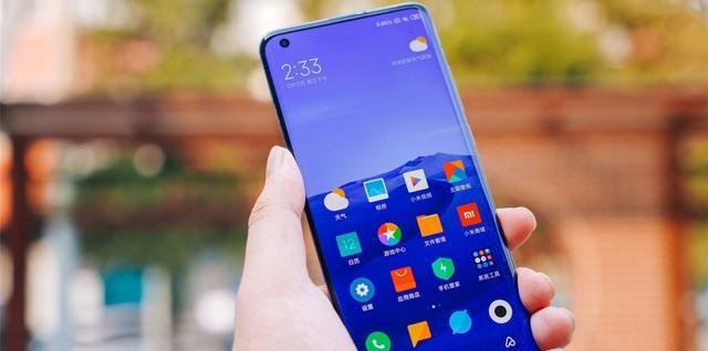 『硬件』用了一年iPhone XR突然换到小米10,亮屏之后差距太大了!
