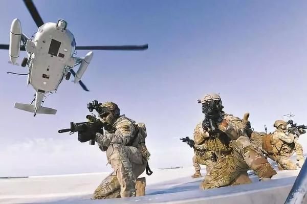  [轮换]世界人工智能大会今日开幕；解放军驻香港部队例行轮换 |