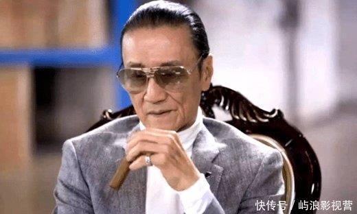 「张柏芝」年轻时谢贤有多厉害?李小龙与他合影都要靠边站,拍一部戏能买4栋楼!